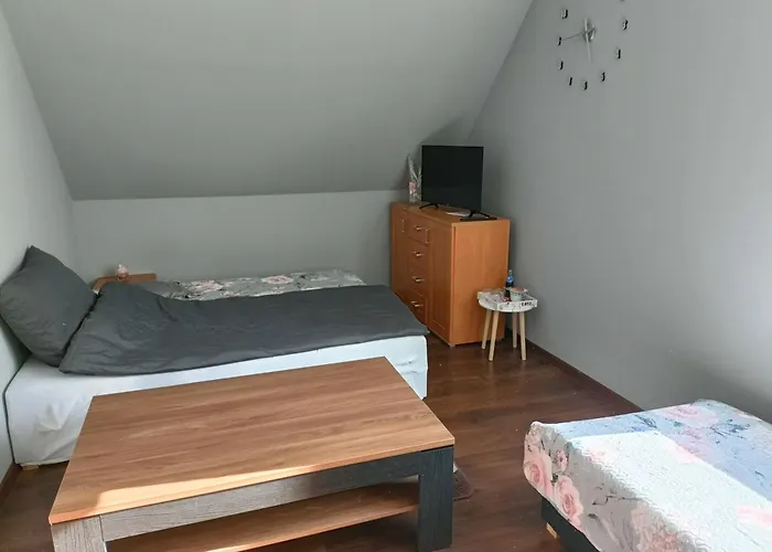 בית הארחה Mrowisko Maslowice (Slawno)